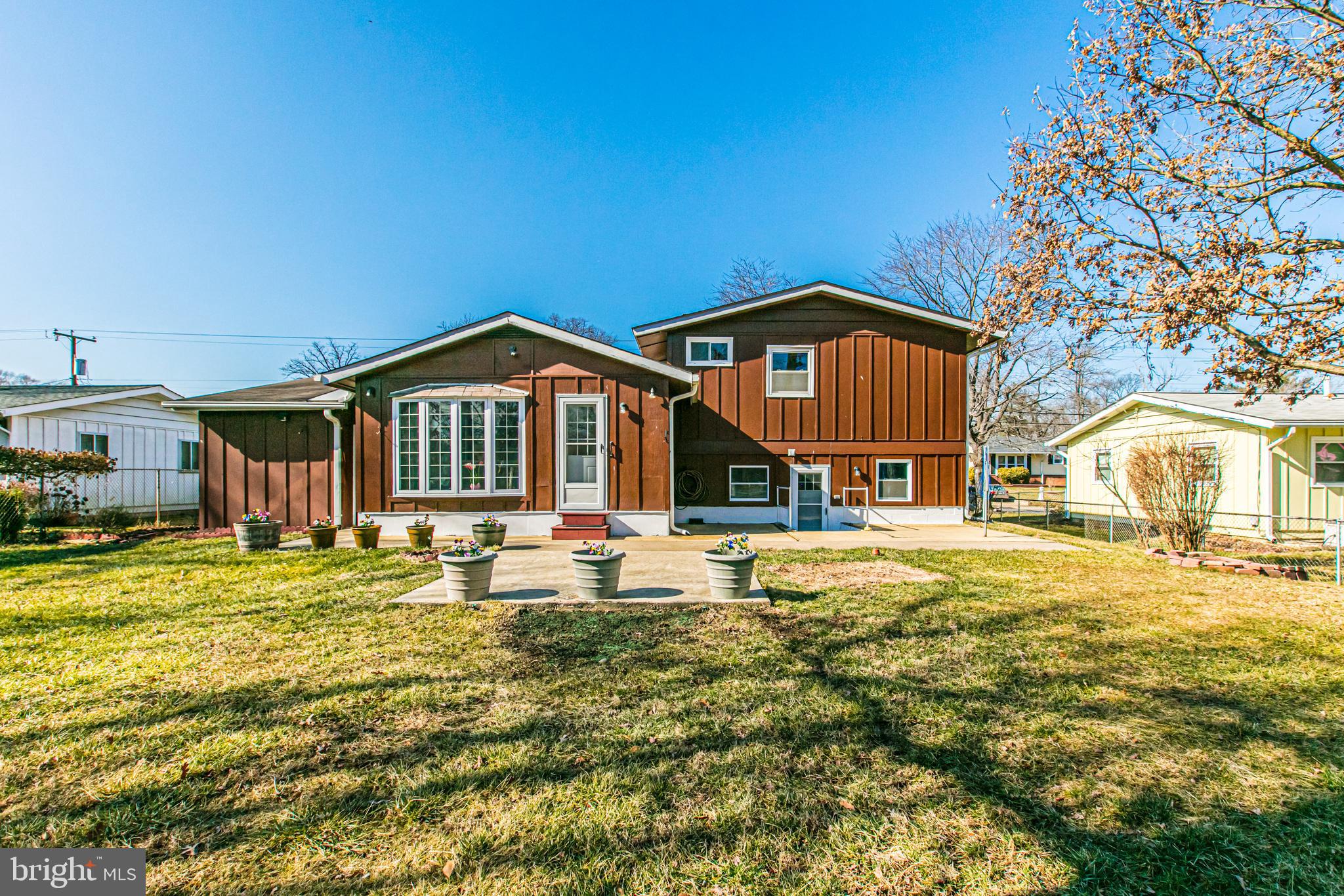 6025 Frontier Drive Springfield, VA 22150 - Photo 9 of 49 REAR VIEW