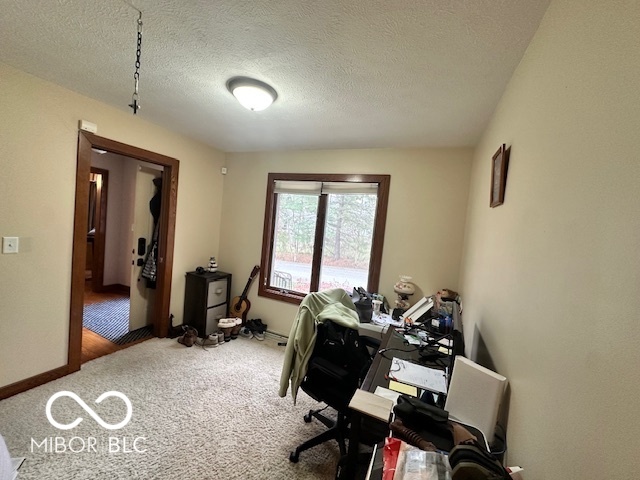 4136 West Reece Lane Columbus, IN 47201 - Photo 15 of 23 Gallery Image 15