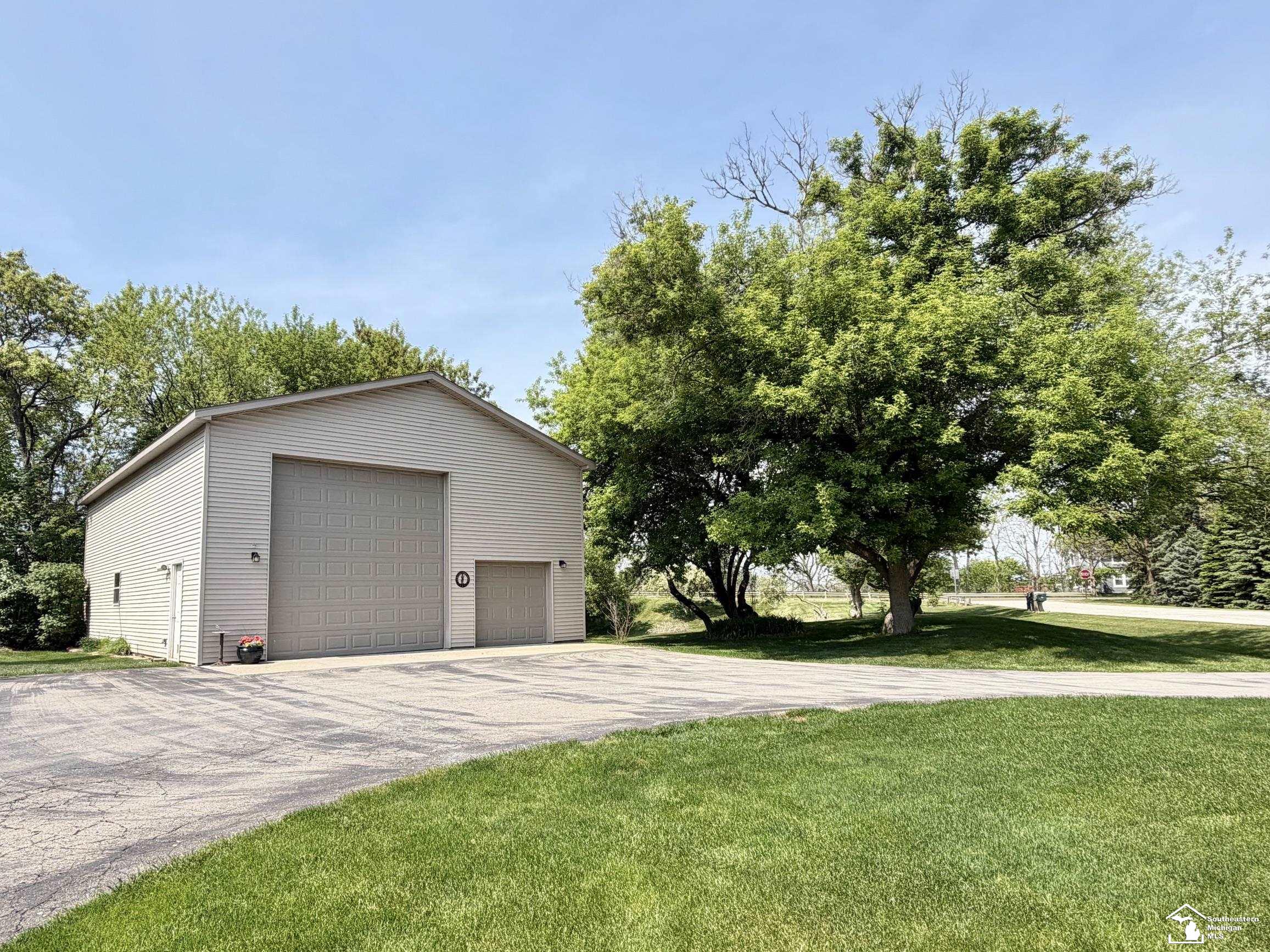 52881 Rico Court Wixom, MI 48393 - Photo 70 of 76