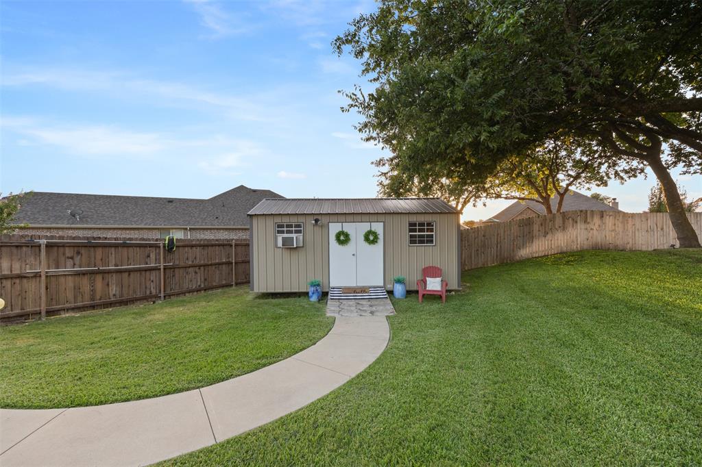 5200 Medallion Court Midlothian, TX 76065 - Photo 31 of 40 workshop with electric