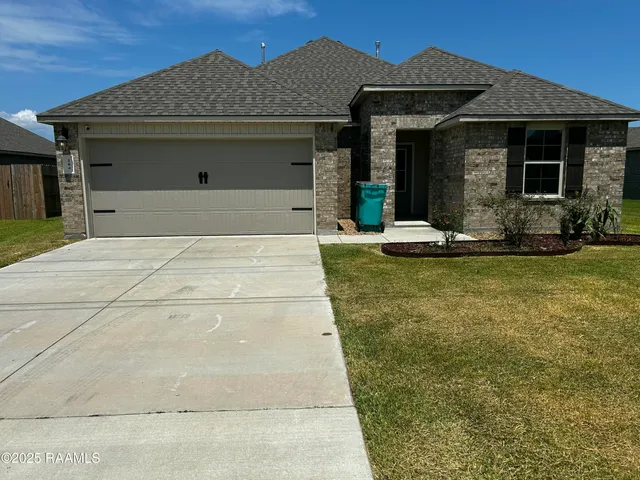 $252,500 | 284 Caribbean Boulevard, Sunset, LA 70584