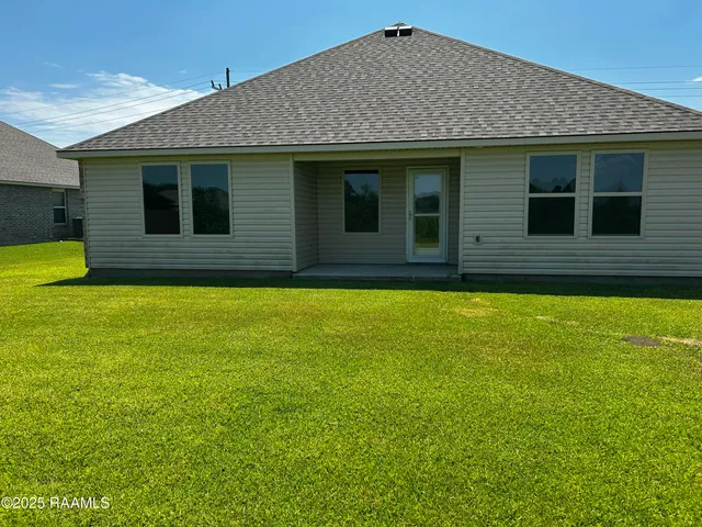 $252,500 | 284 Caribbean Boulevard, Sunset, LA 70584