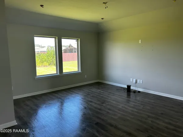 $252,500 | 284 Caribbean Boulevard, Sunset, LA 70584