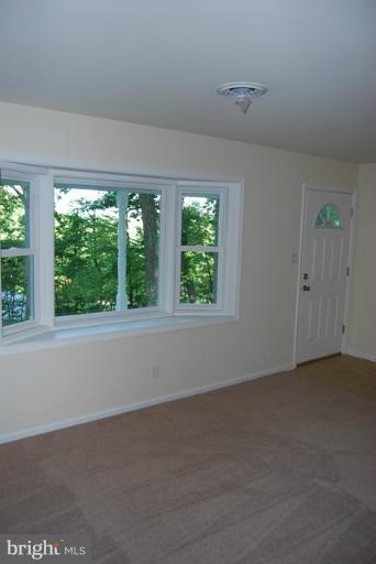 4307 Lynn Burke Road Monrovia, MD 21770 - Photo 10 of 30 Living Room