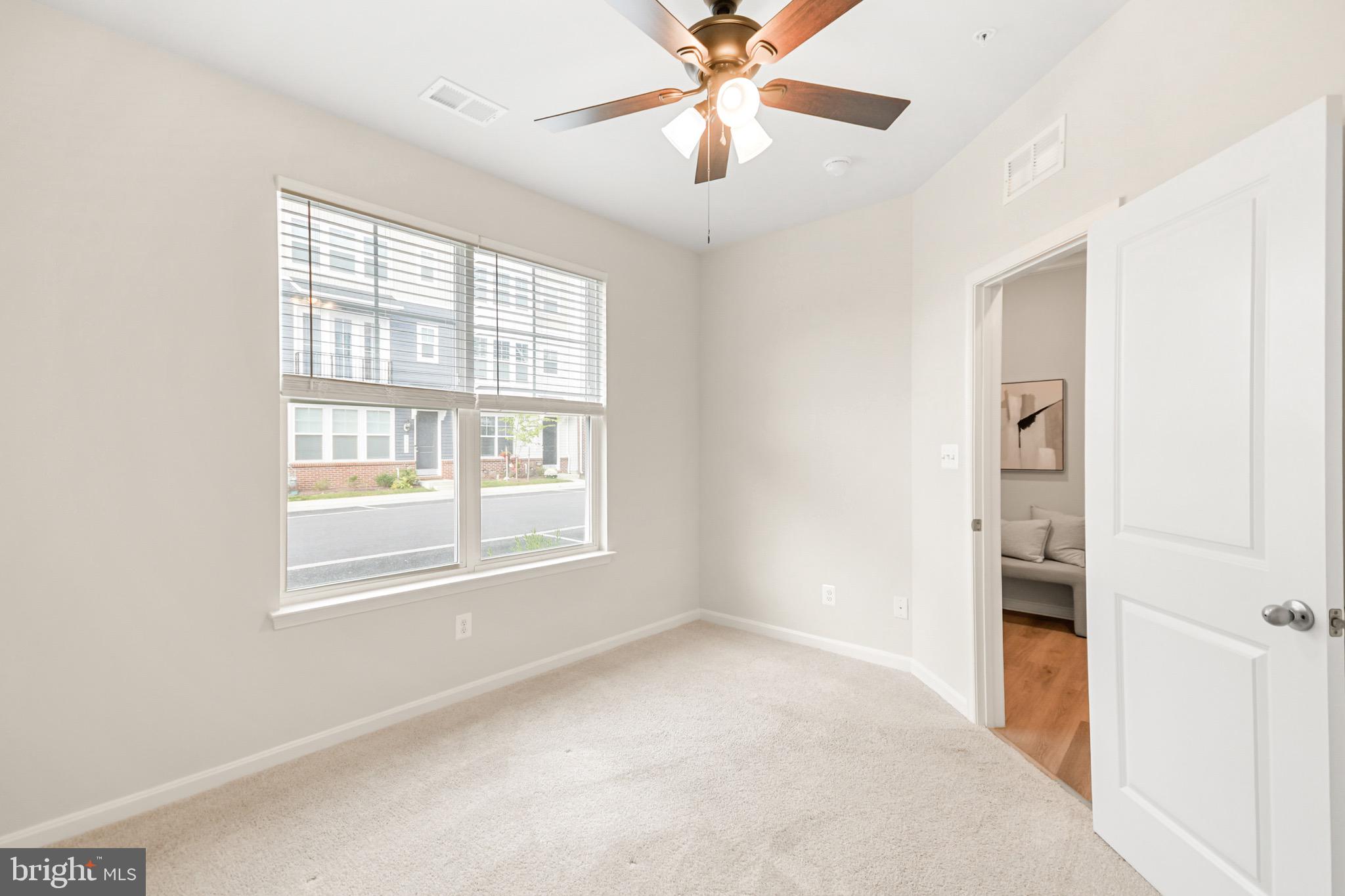 2558 Hopton Lane Frederick, MD 21701 - Photo 10 of 63