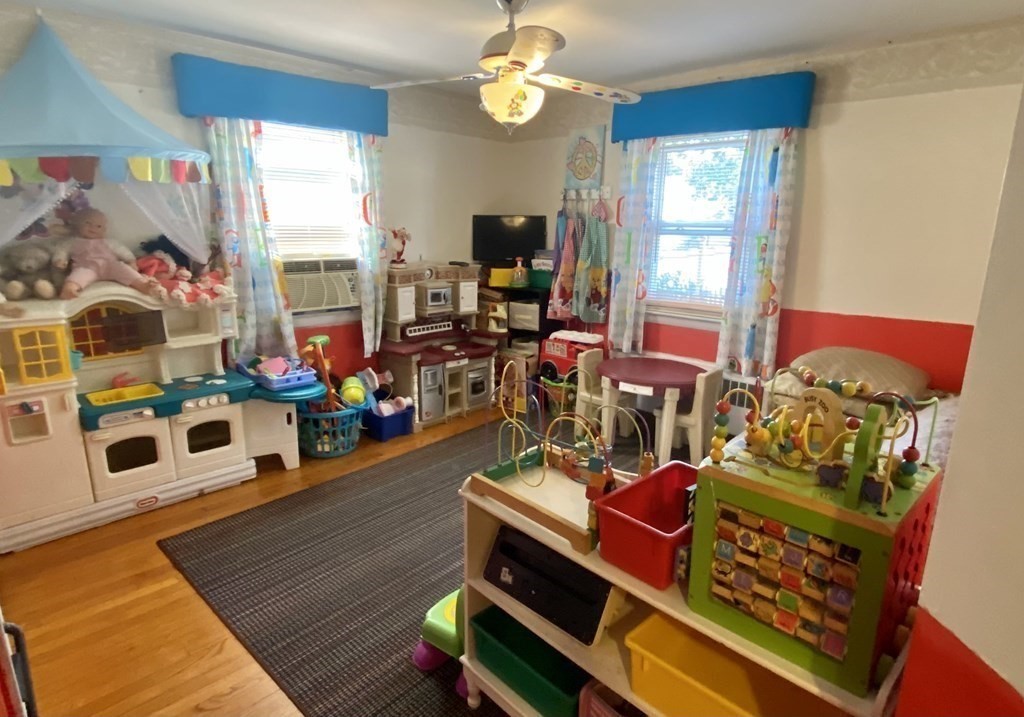 1 Ramsdell Avenue Boston, MA 02131 - Photo 7 of 19 Gallery Image 7