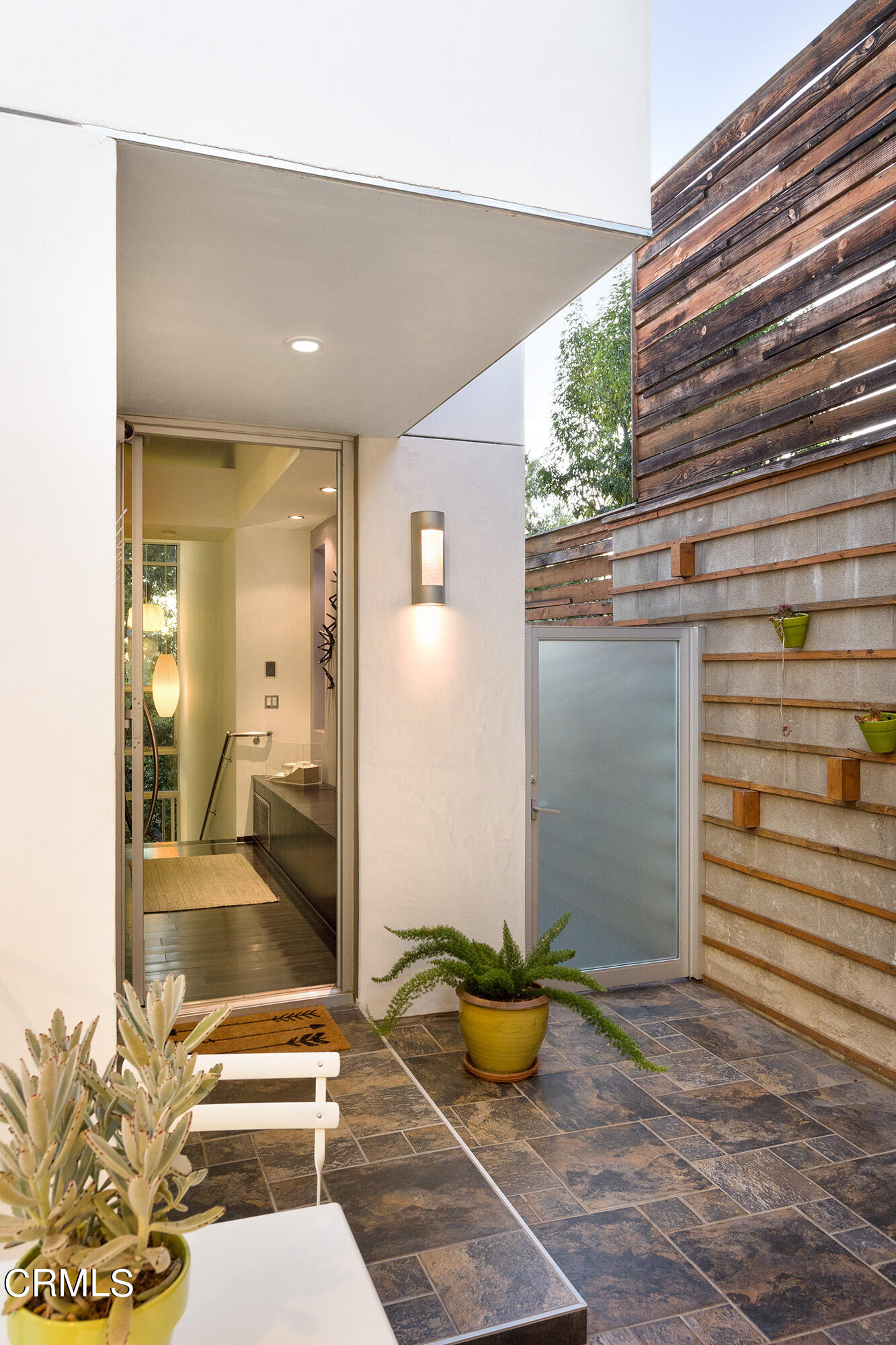 1869 Kaweah Drive Pasadena, CA 91105 - Photo 8 of 36 a view of a living room and bathroom