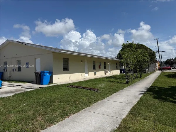 $1,550 | 4801 Southwest 18th Street, Unit 2, West Park, FL 33023