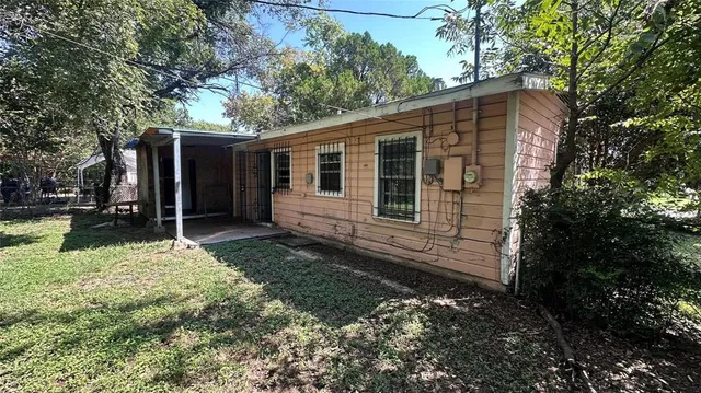 $125,000 | 3744 South Hughes Avenue, Fort Worth, TX 76119