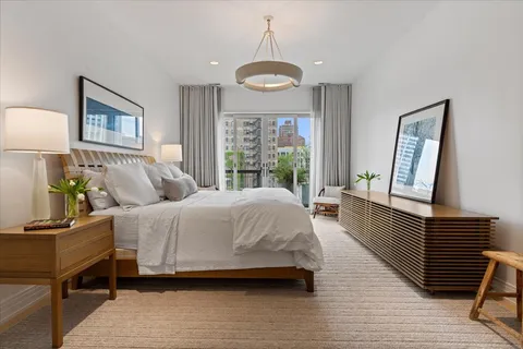 $3,300,000 | 422 West Deming Place, Unit 4, Chicago, IL 60614