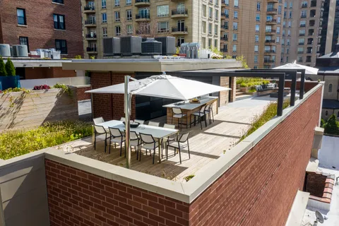 $3,300,000 | 422 West Deming Place, Unit 4, Chicago, IL 60614