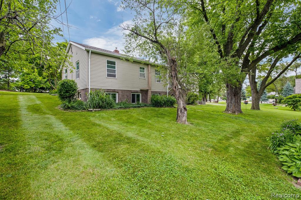 3395 West Auburn Road Rochester Hills, MI 48309 - Photo 38 of 46