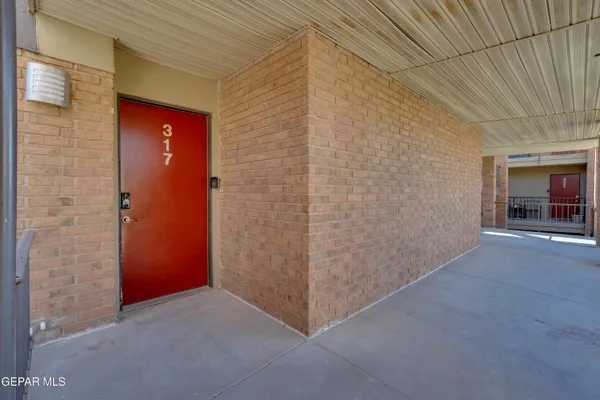 $189,999 | 4433 North Stanton Street, Unit 317, El Paso, TX 79902