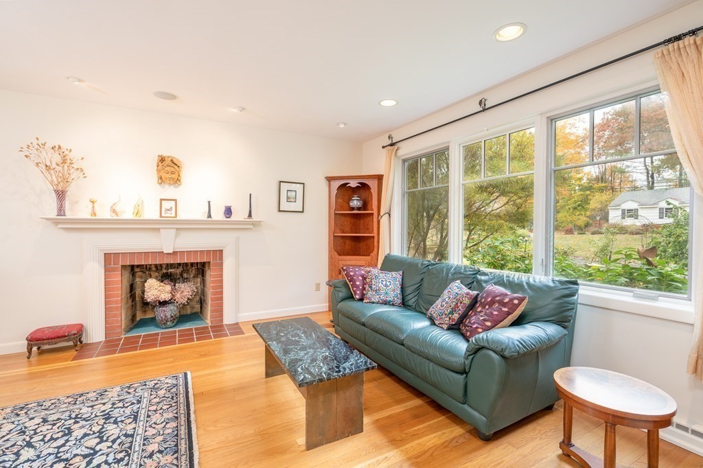 44 Fox Farms Road Northampton, MA 01062 - Photo 12 of 42 Gallery Image 12
