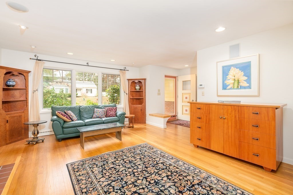 44 Fox Farms Road Northampton, MA 01062 - Photo 13 of 42 Gallery Image 13