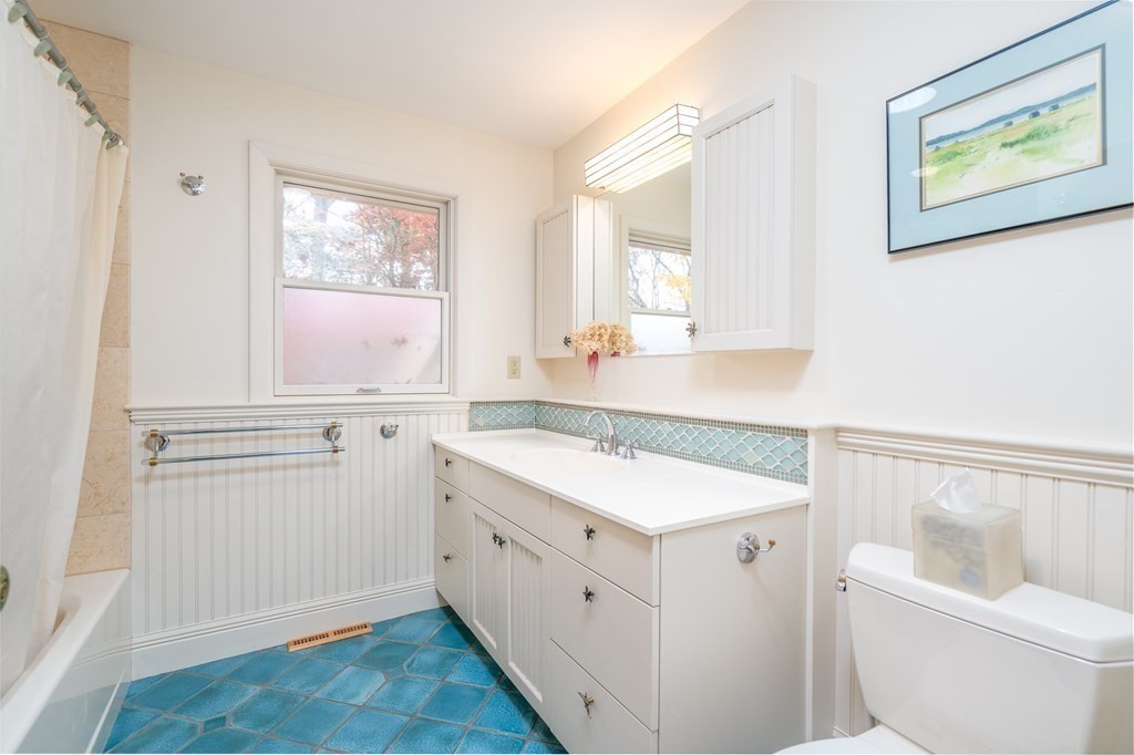44 Fox Farms Road Northampton, MA 01062 - Photo 15 of 42 Gallery Image 15