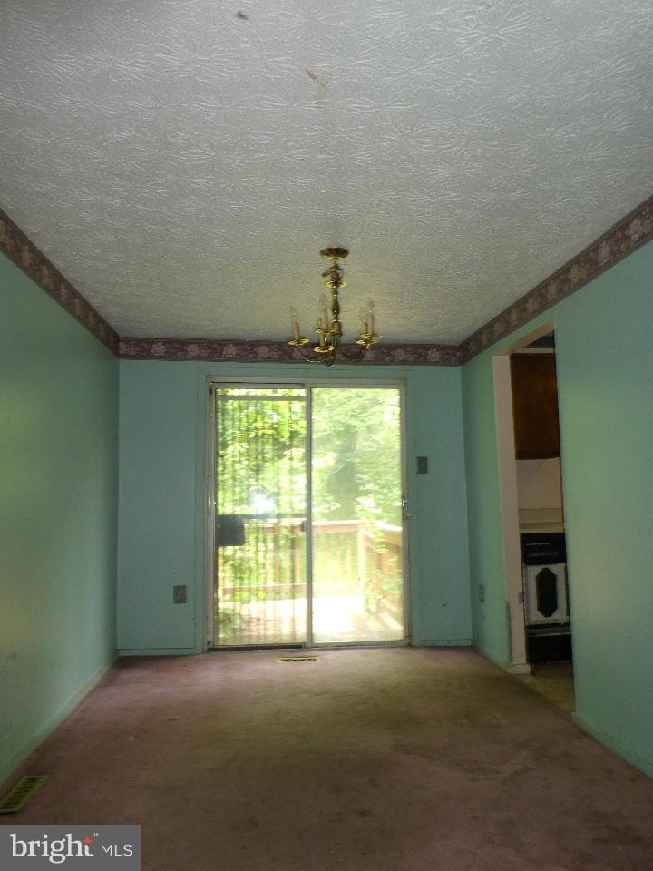 2131 Allendale Road Baltimore, MD 21216 - Photo 6 of 16 Dining Room