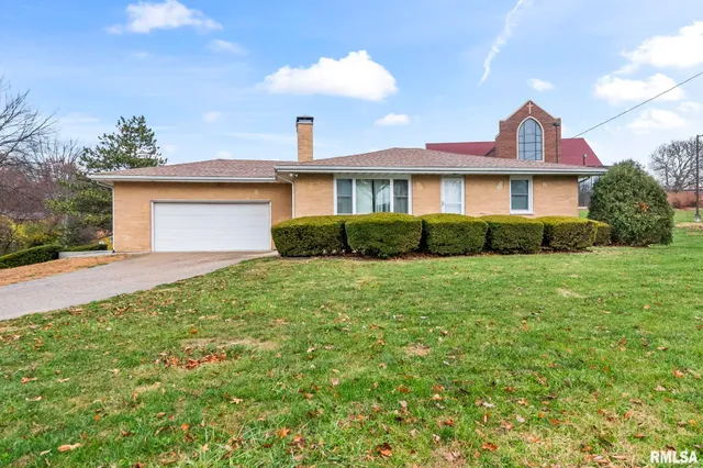 $217,900 | 2491 West Washington Street, Springfield, IL 62702