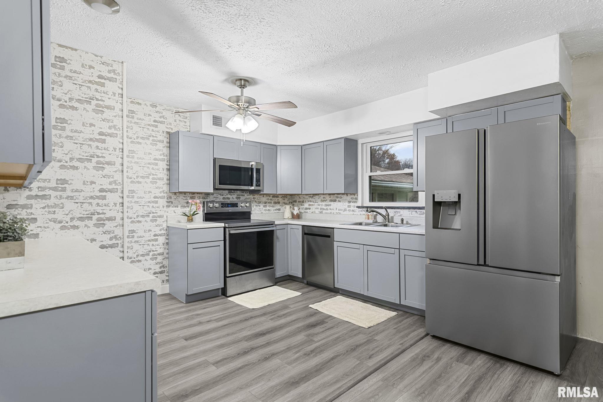 2491 West Washington Street Springfield, IL 62702 - Photo 8 of 31