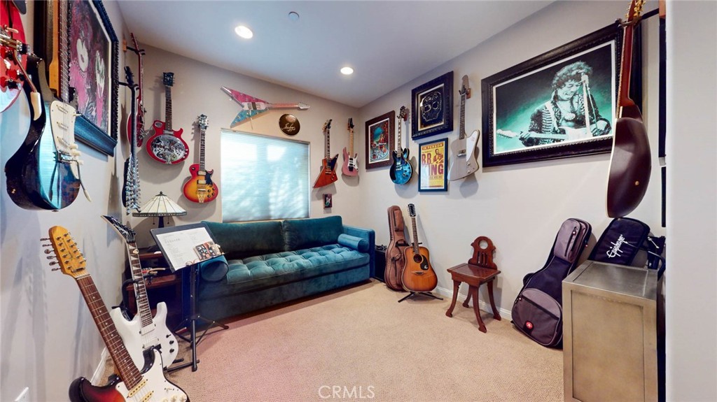 4821 Bakman Avenue, Unit 405 North Hollywood, CA 91601 - Photo 16 of 35