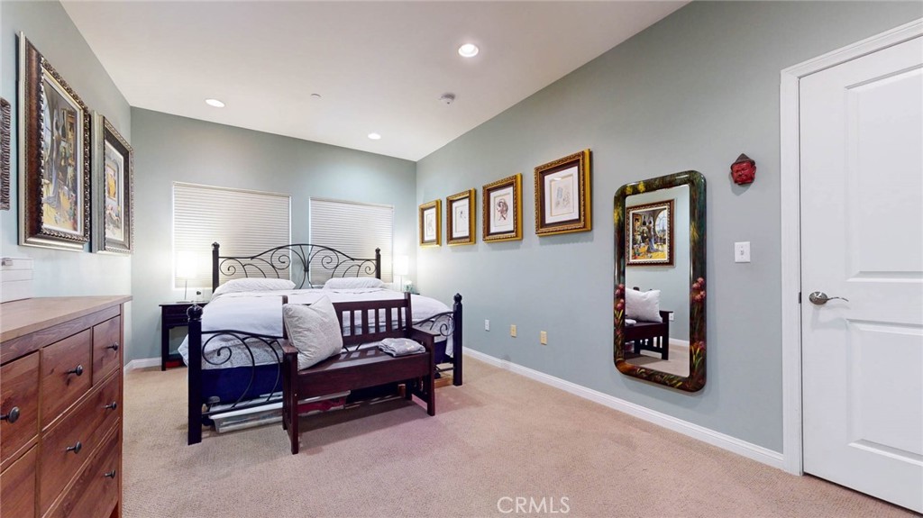 4821 Bakman Avenue, Unit 405 North Hollywood, CA 91601 - Photo 20 of 35