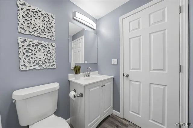 $325,000 | 6235 Seufert Road, Orchard Park, NY 14127