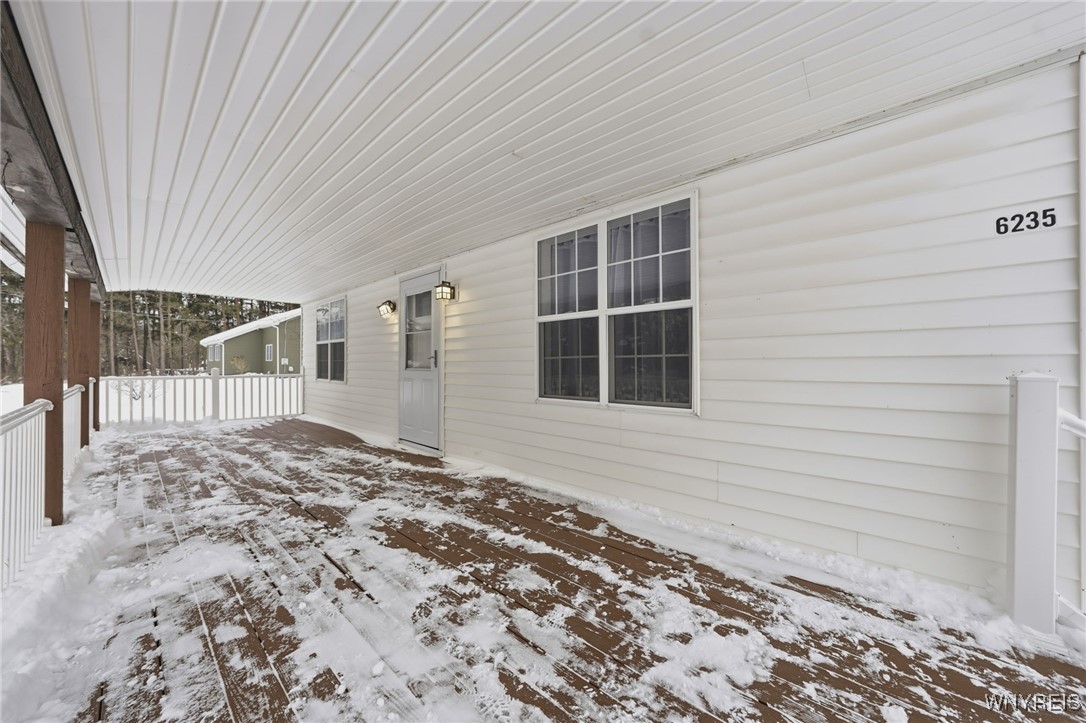 6235 Seufert Road Orchard Park, NY 14127 - Photo 4 of 25