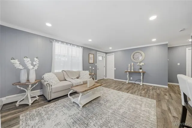 $325,000 | 6235 Seufert Road, Orchard Park, NY 14127