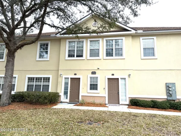 $1,600 | 1723 Forest Lake Circle West, Unit 3, Jacksonville, FL 32225
