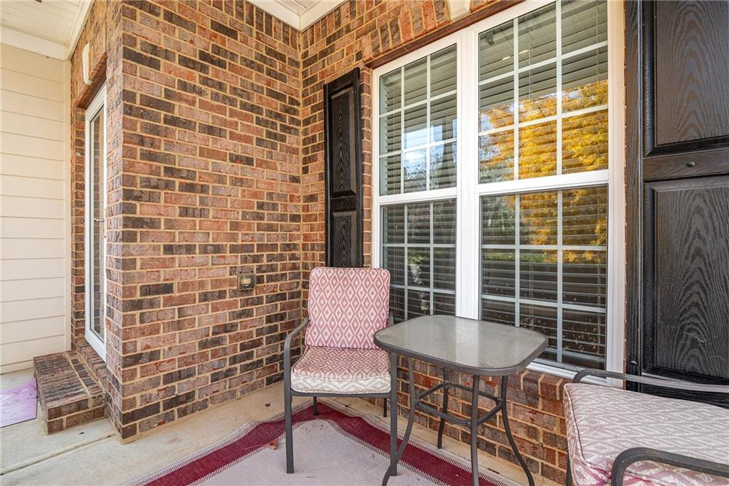 111 Portico Place Newnan, GA 30265 - Photo 3 of 55