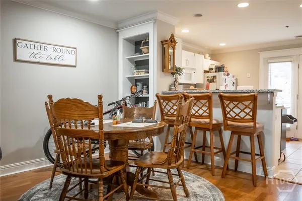 $264,500 | 660 South Barnett Shoals Road, Unit 410, Athens, GA 30605