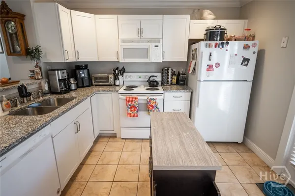 $264,500 | 660 South Barnett Shoals Road, Unit 410, Athens, GA 30605