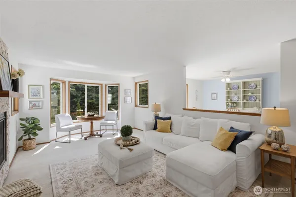 $498,000 | 20617 28th Avenue West, Unit D2, Lynnwood, WA 98036