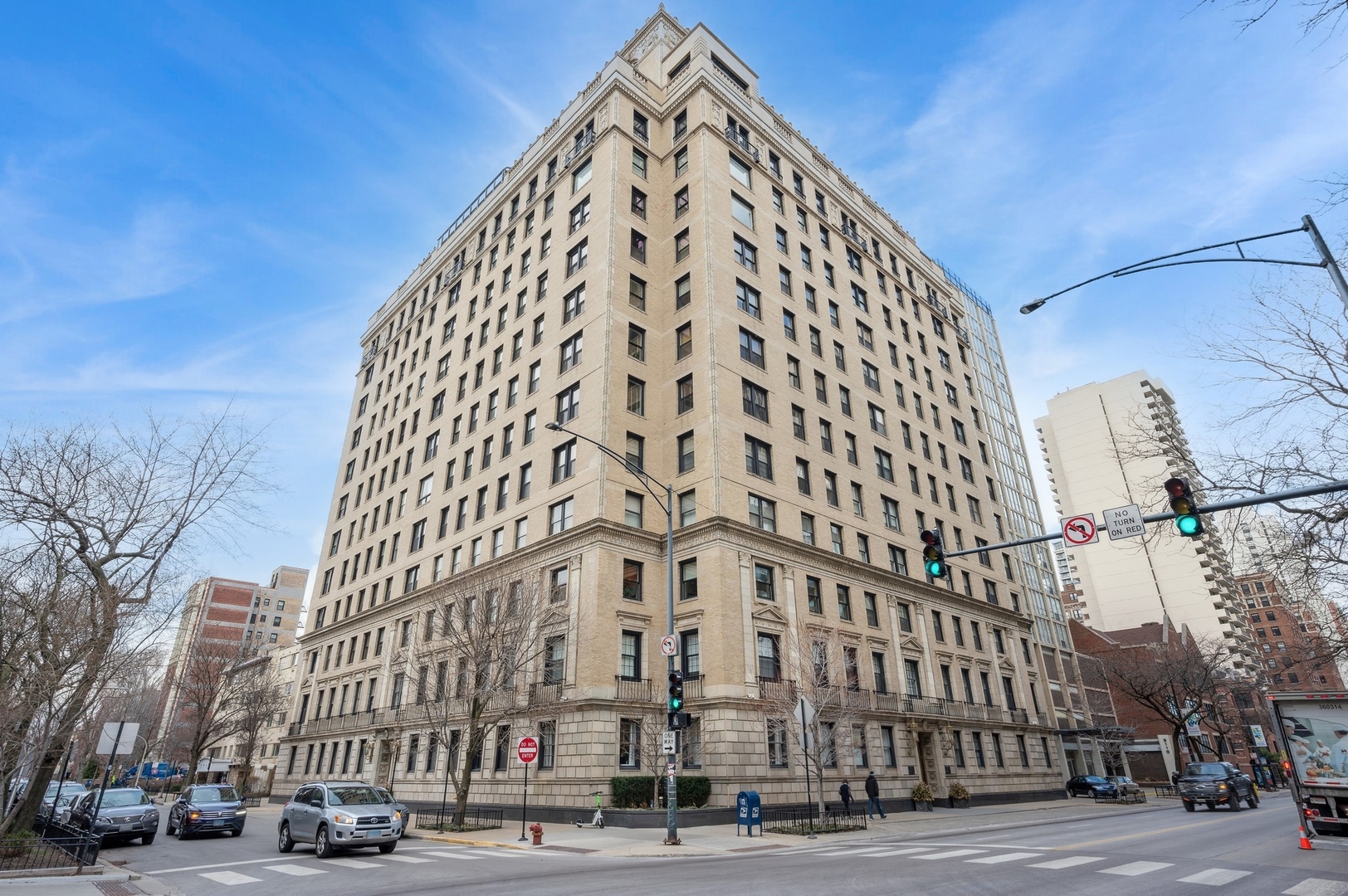 3100 North Sheridan Road, Unit 6E Chicago, IL 60657 - Photo 1 of 22