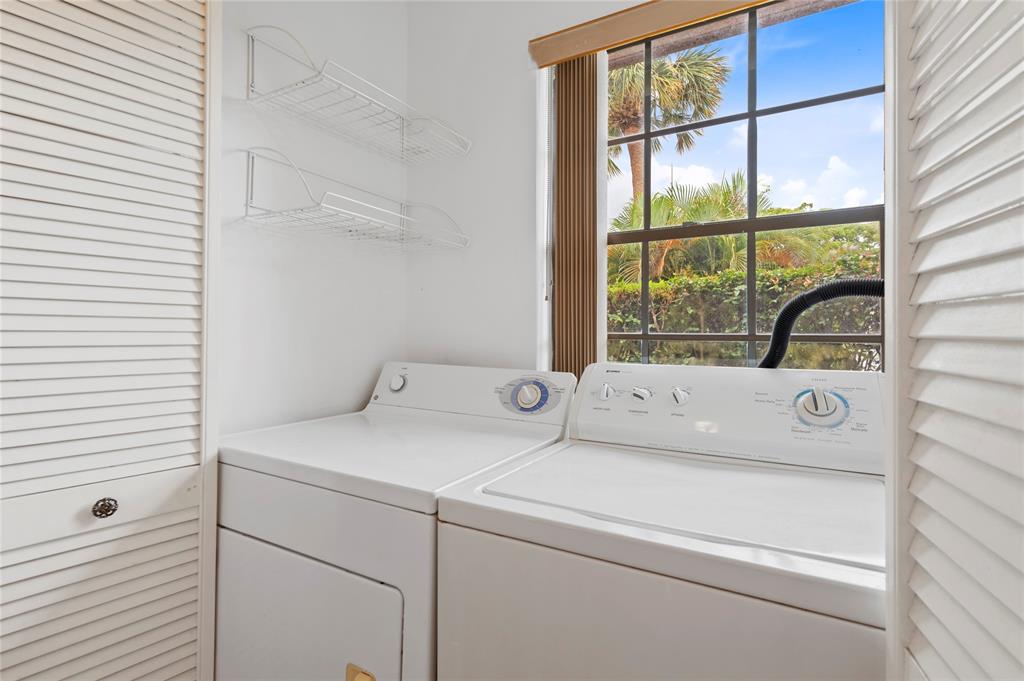 2516 Southwest 74th Terrace, Unit 102 Davie, FL 33314 - Photo 18 of 27