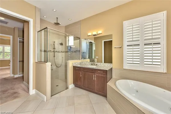 $3,800 | 1614 Serrano Circle, Naples, FL 34105