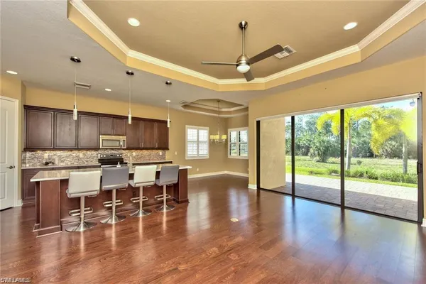 $3,800 | 1614 Serrano Circle, Naples, FL 34105