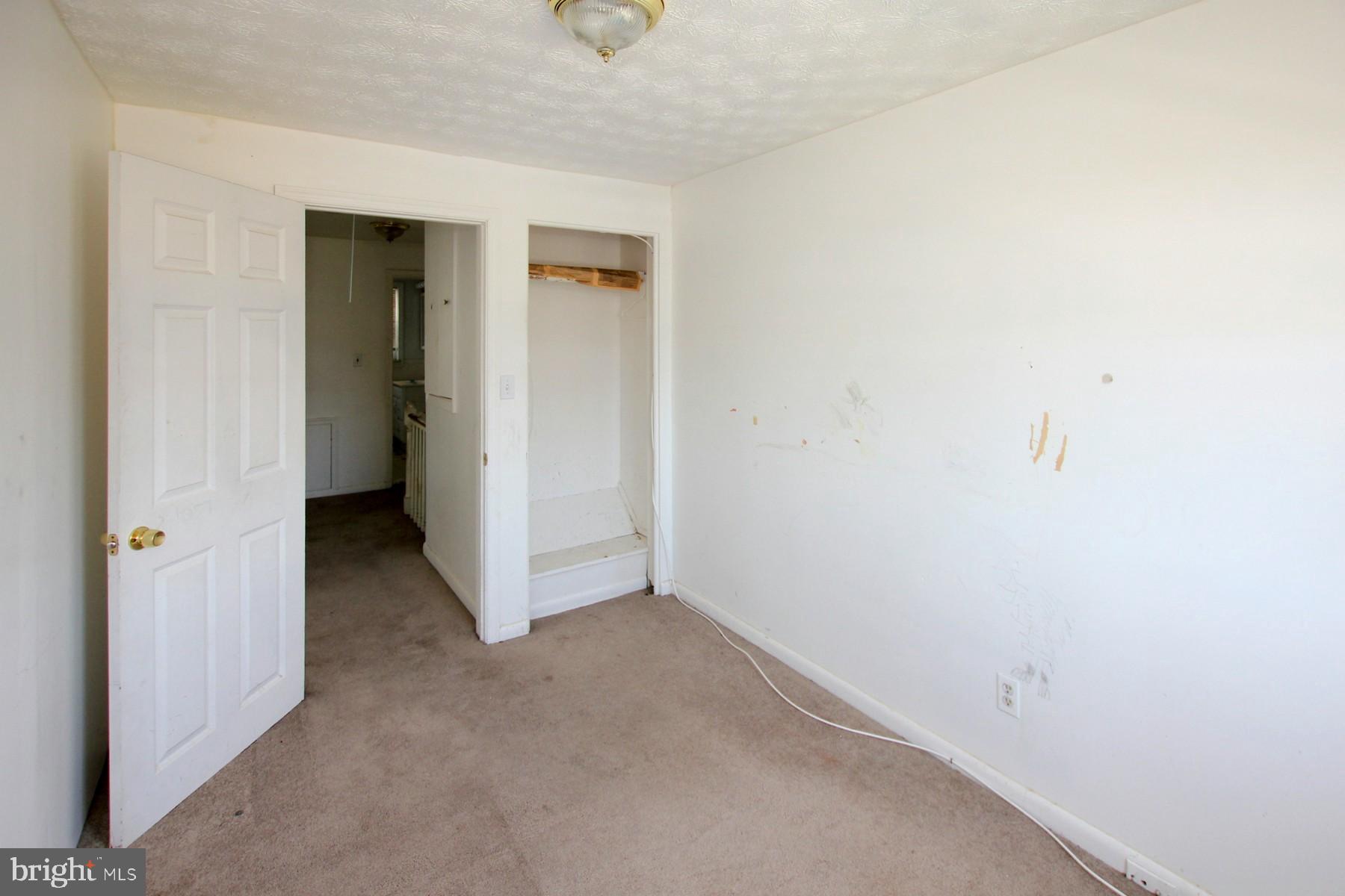 2142 Graythorn Road Baltimore, MD 21220 - Photo 14 of 20 Bedroom