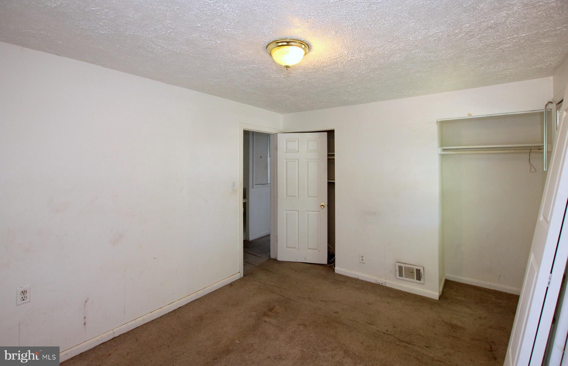 2142 Graythorn Road Baltimore, MD 21220 - Photo 16 of 20 Bedroom