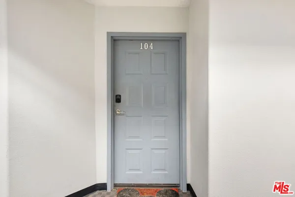 a view of front door with a door