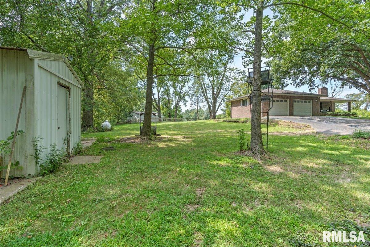18924 Bullard Road Buffalo, IL 62515 - Photo 33 of 51 Gallery Image 33