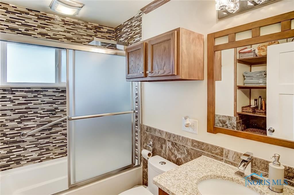 4608 Elmhurst Road Toledo, OH 43613 - Photo 12 of 21 Gallery Image 12