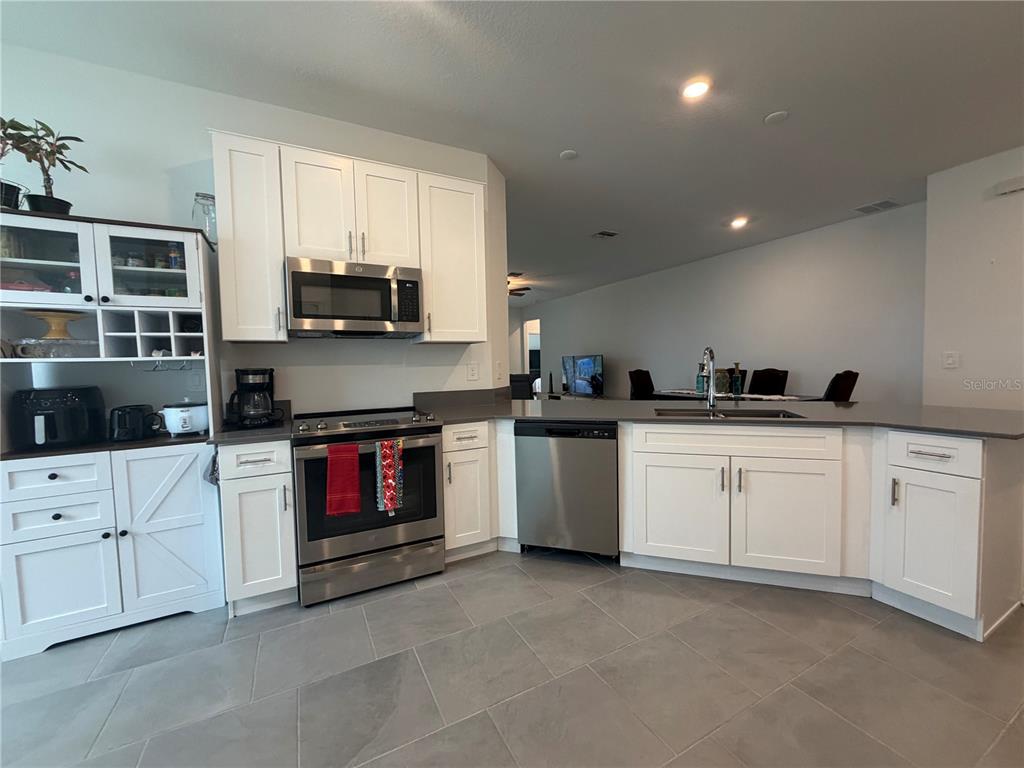 652 Grove Street Winter Haven, FL 33881 - Photo 13 of 42