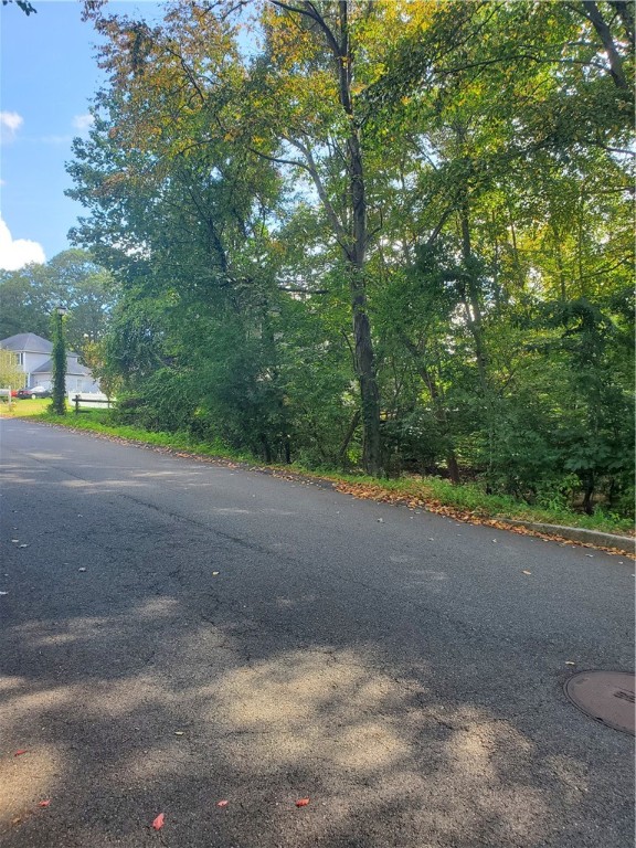 6 Streamview Drive Cumberland, RI 02864 - Photo 5 of 30