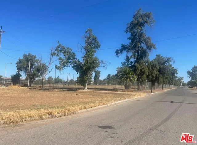 $950,000 | 2328 South Cherry Avenue, Fresno, CA 93706