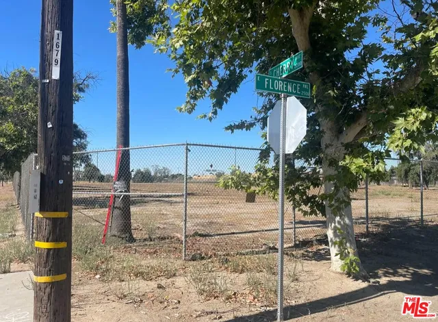 $950,000 | 2328 South Cherry Avenue, Fresno, CA 93706