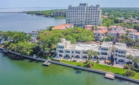 $1,495,000 | 2813 West Hawthorne Road, Unit 2813, Tampa, FL 33611
