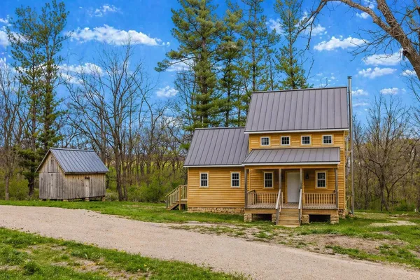 $474,900 | 11454 Liberty Ridge Road, Stitzer, WI 53825