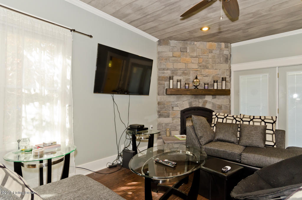 3206 Maple Road Louisville, KY 40299 - Photo 10 of 47 2DN_9560