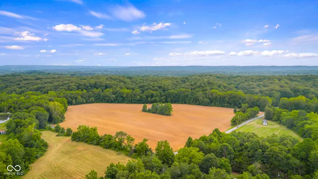 $422,000 | 3000 West Block Co Rd 900 North, Freetown, IN 47235